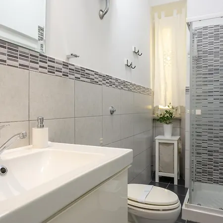Florje House-2